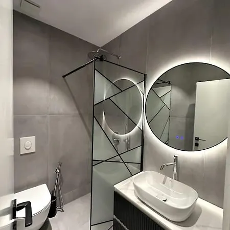 Adger Luxury Tirana